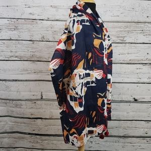 🆕️ World Finds Handmade Shawl